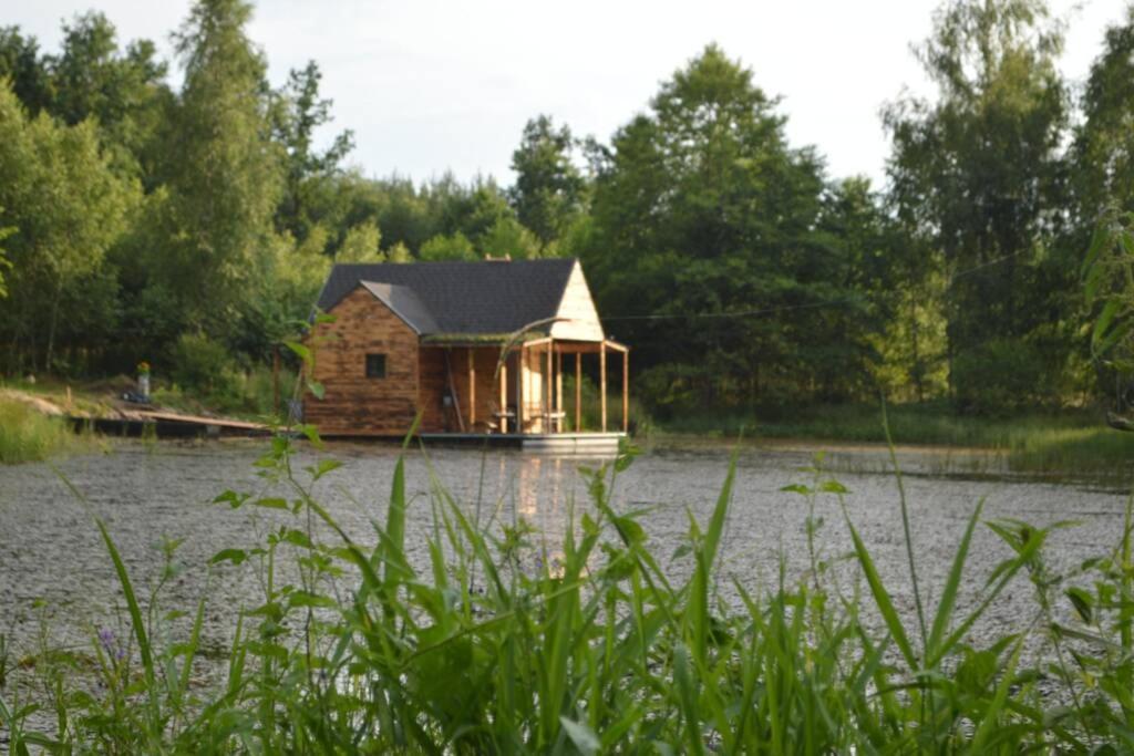Heather Hut, Off-Grid Cottage On A Pond+2 Ha Darzkowo Ngoại thất bức ảnh